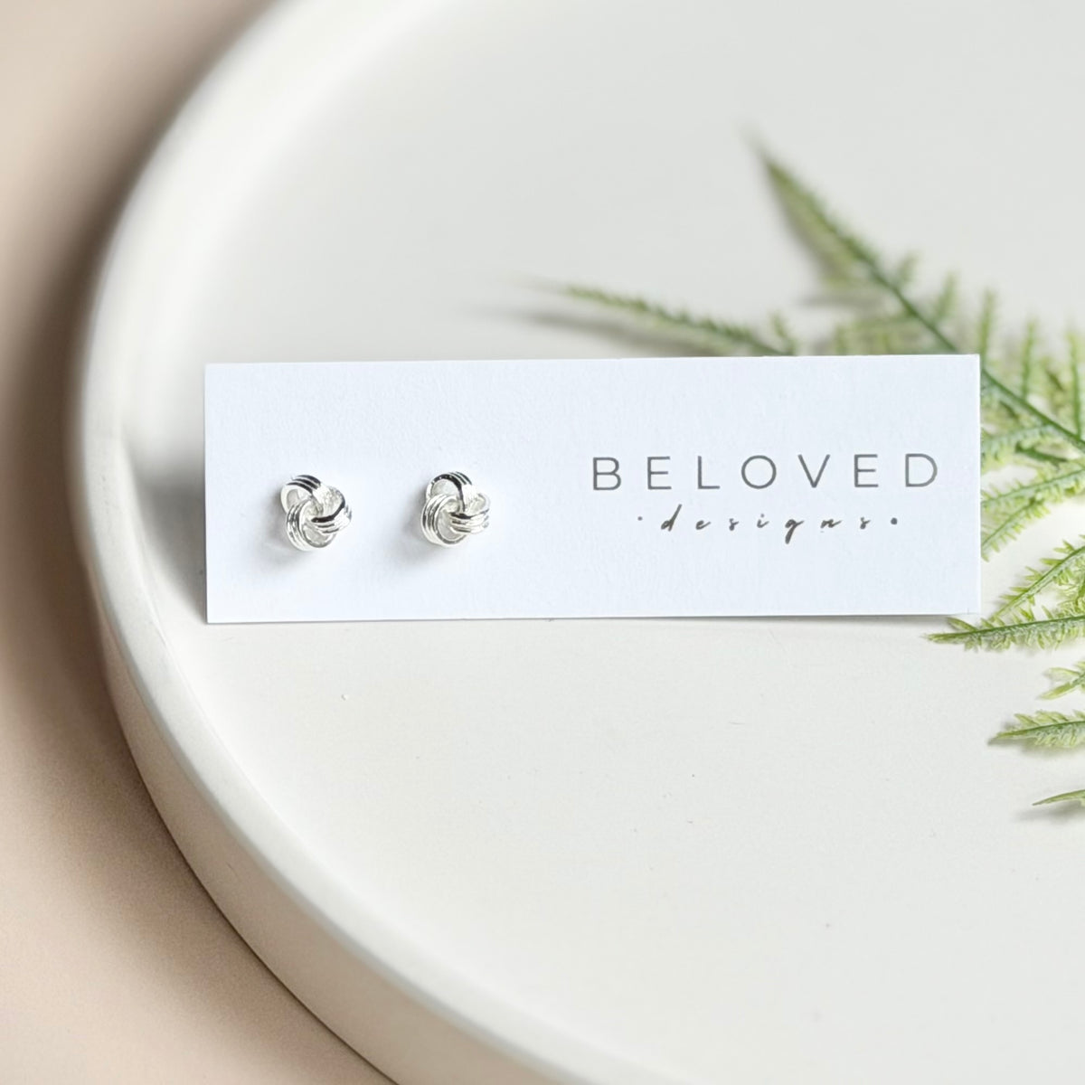 Love Knot Stud Earrings | Rhodium