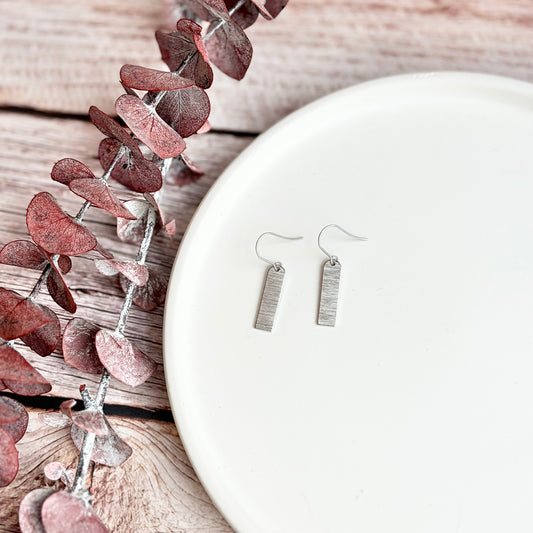 Brushed Bar Earrings | Rhodium