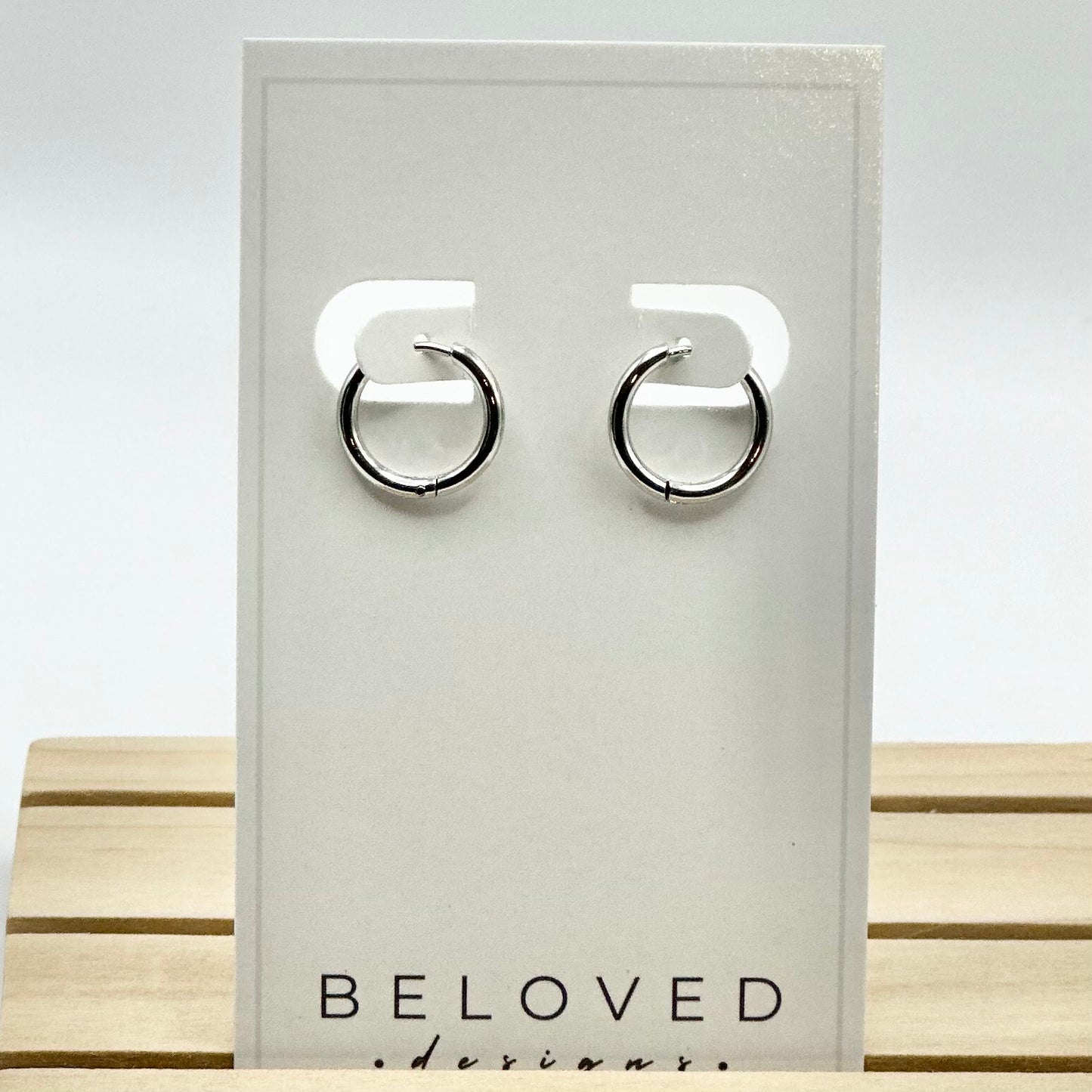 Classic Huggies | Rhodium