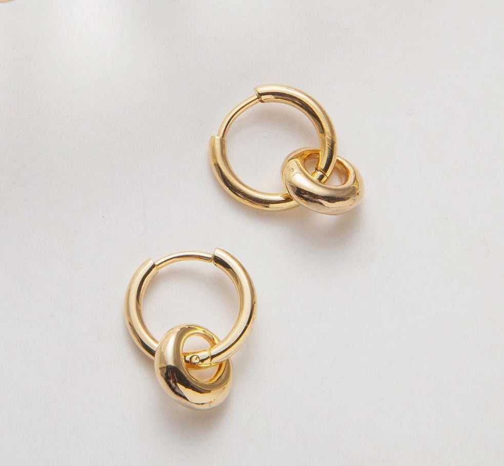 Gold + Donut Huggies