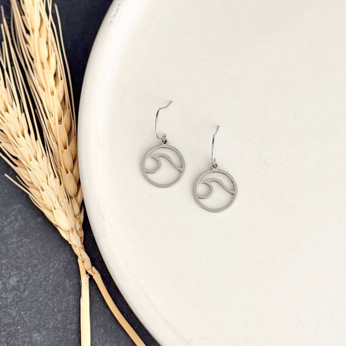 Wave Earrings | Small Rhodium