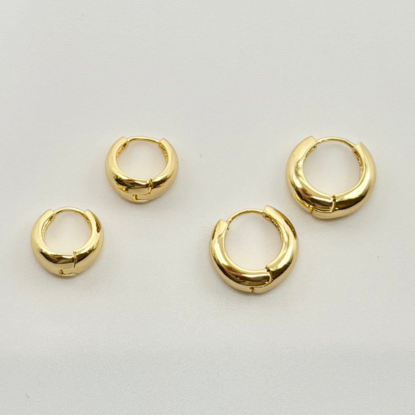 Chunky Huggies | Gold