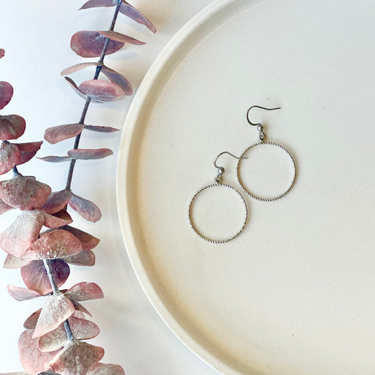 Twisted Hoop Earrings | Rhodium