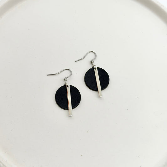 Leather Circle + Rhodium Bar Earrings | Black