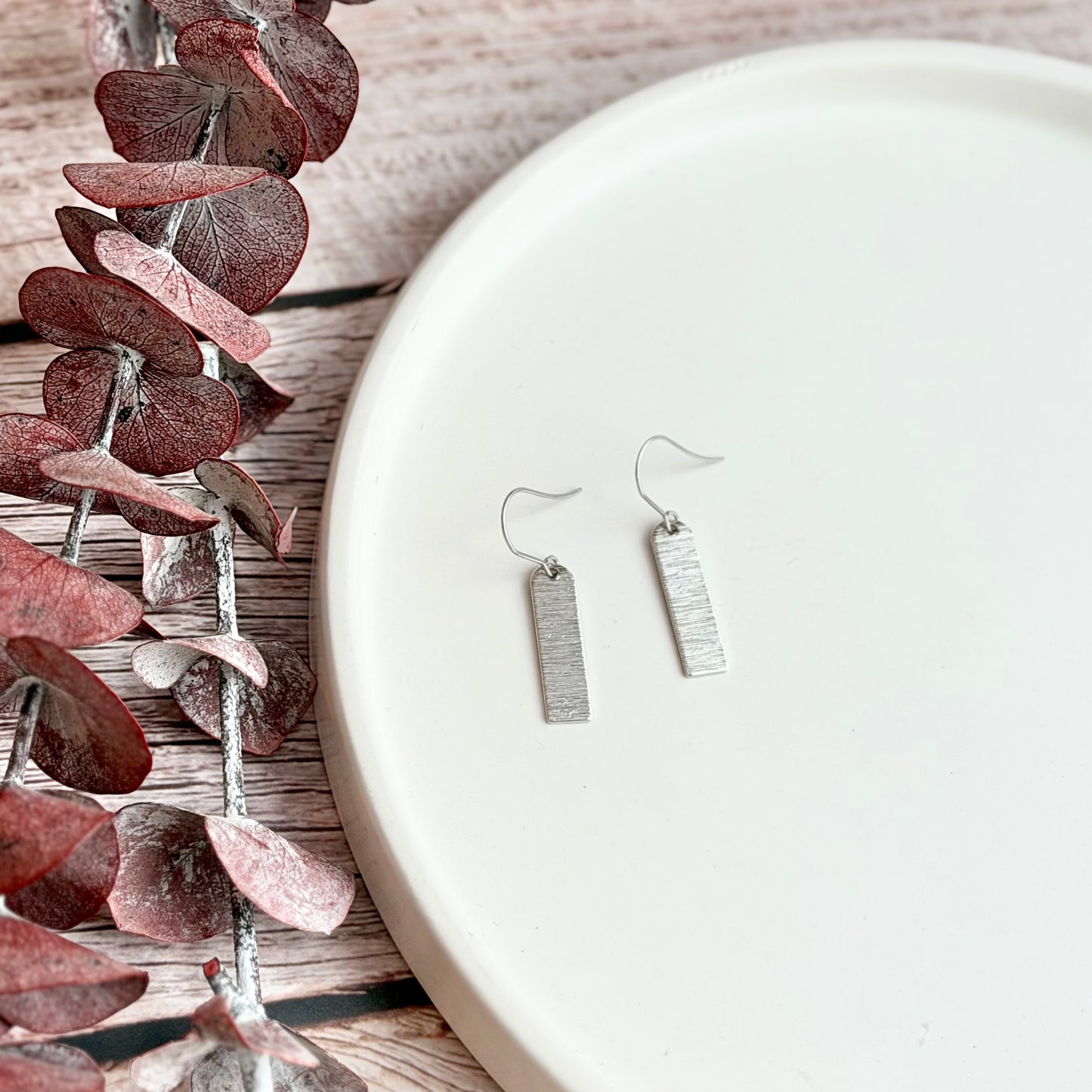 Brushed Bar Earrings | Rhodium