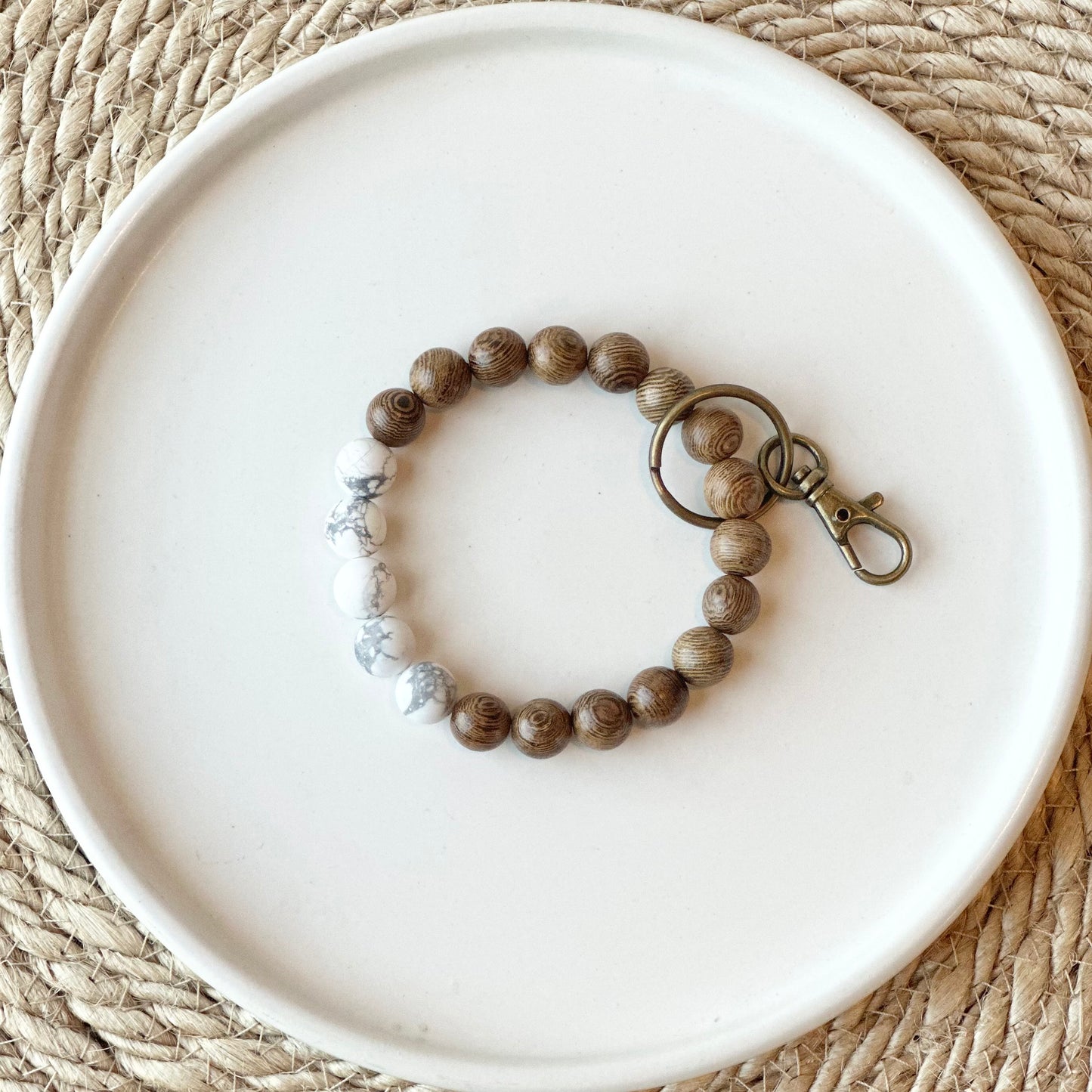 Frosted Howlite Bead Wristlet