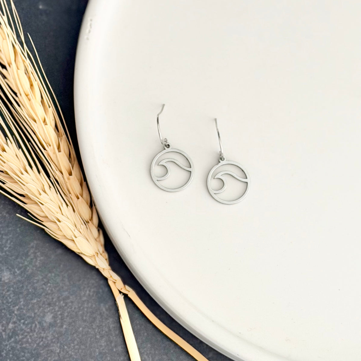 Wave Earrings | Small Rhodium