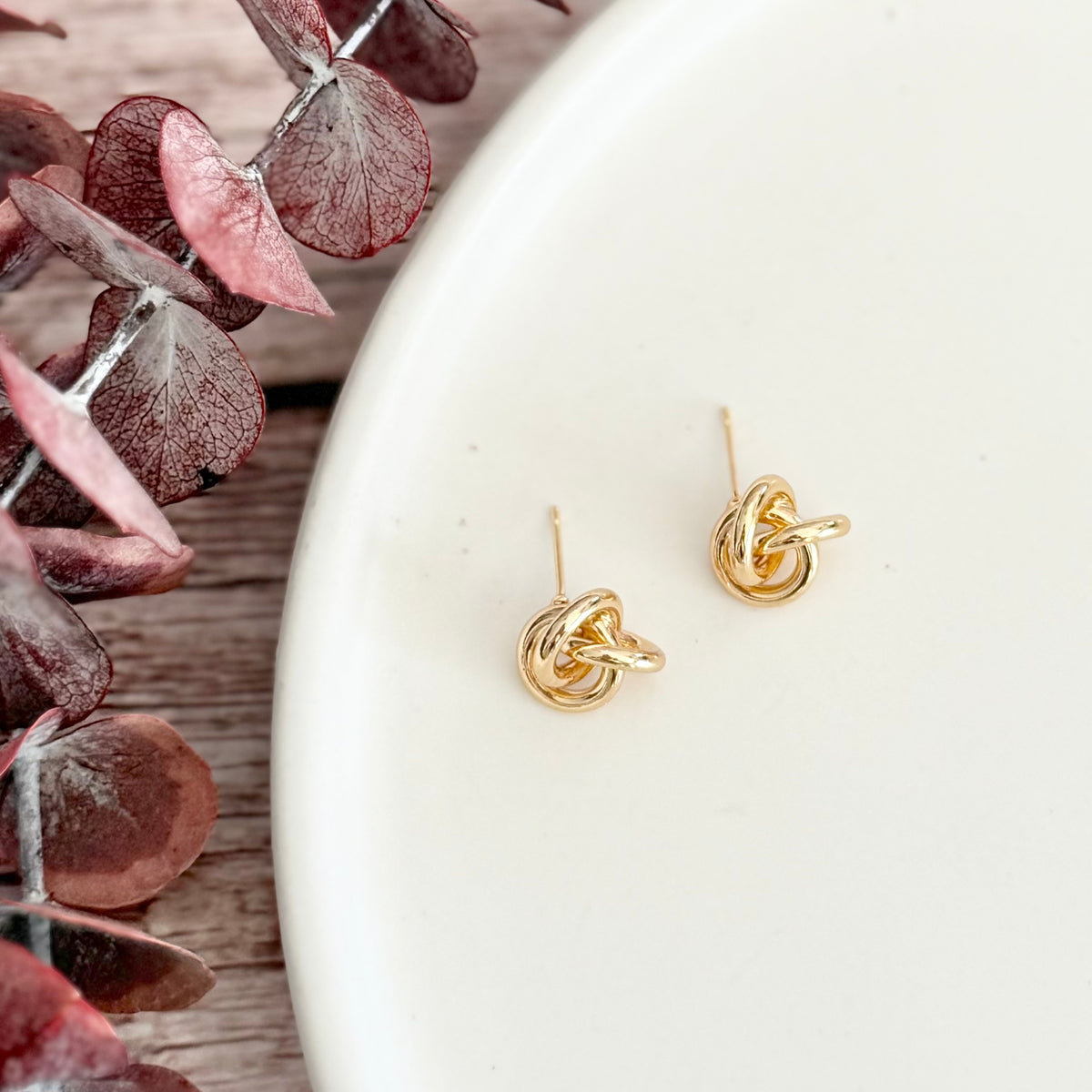 Love Knot Stud Earrings | Gold Large