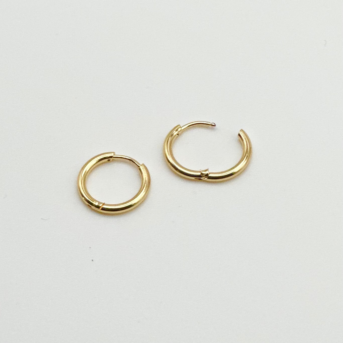 Classic Huggies | Gold