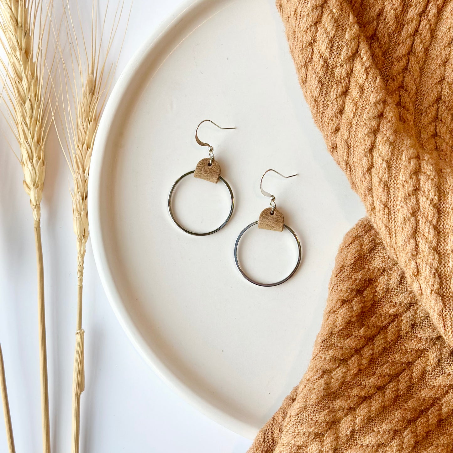 Camel Leather + Rhodium Hoop Earrings - Medium