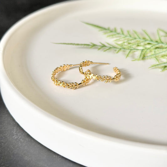 Wreath Hoop Earrings | Gold