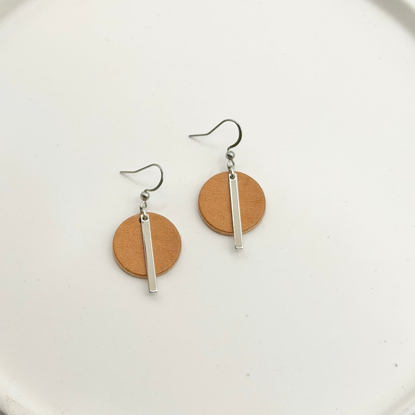 Leather Circle + Rhodium Bar Earrings | Natural