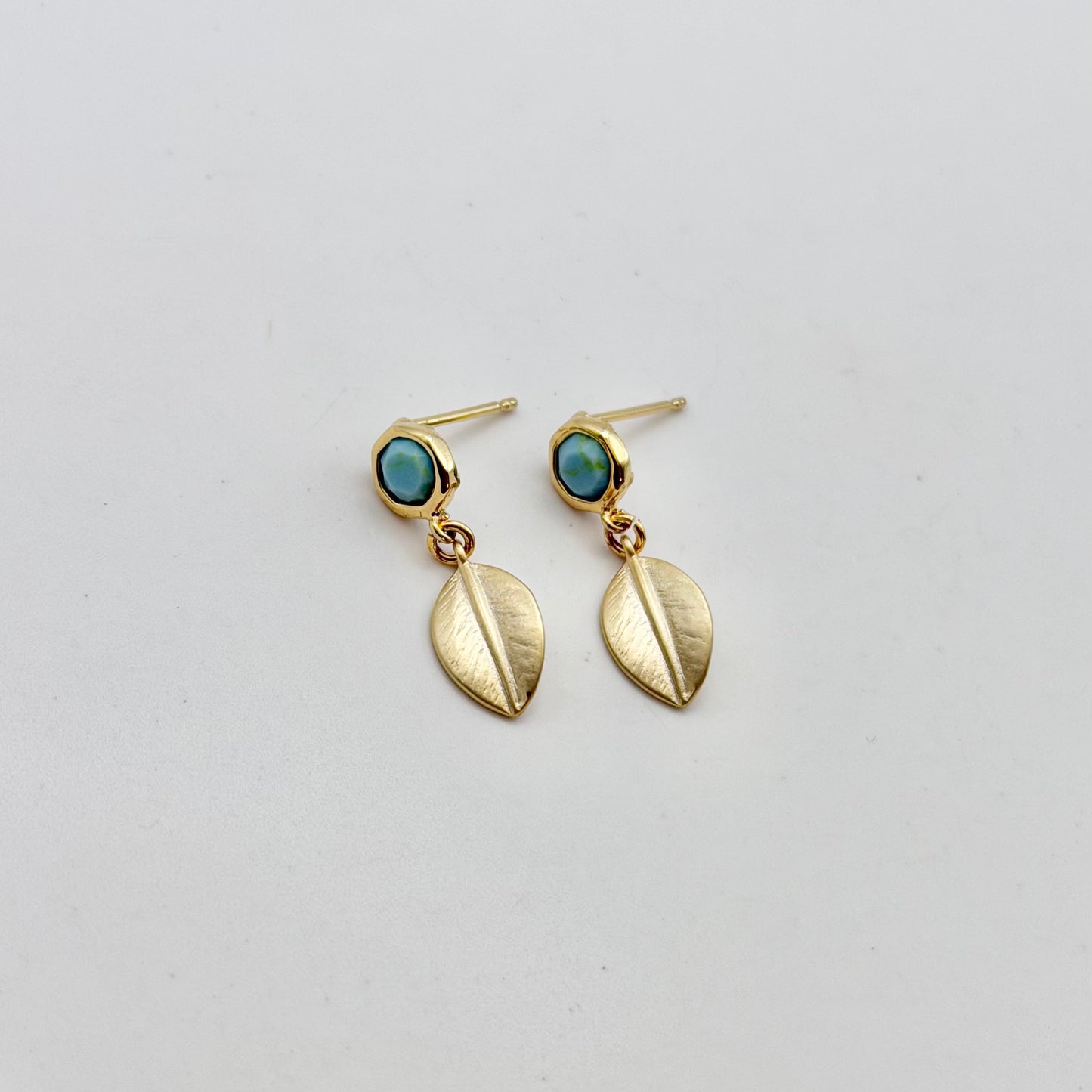 Turquoise Howlite Stud + Leaf Earrings | Small Gold