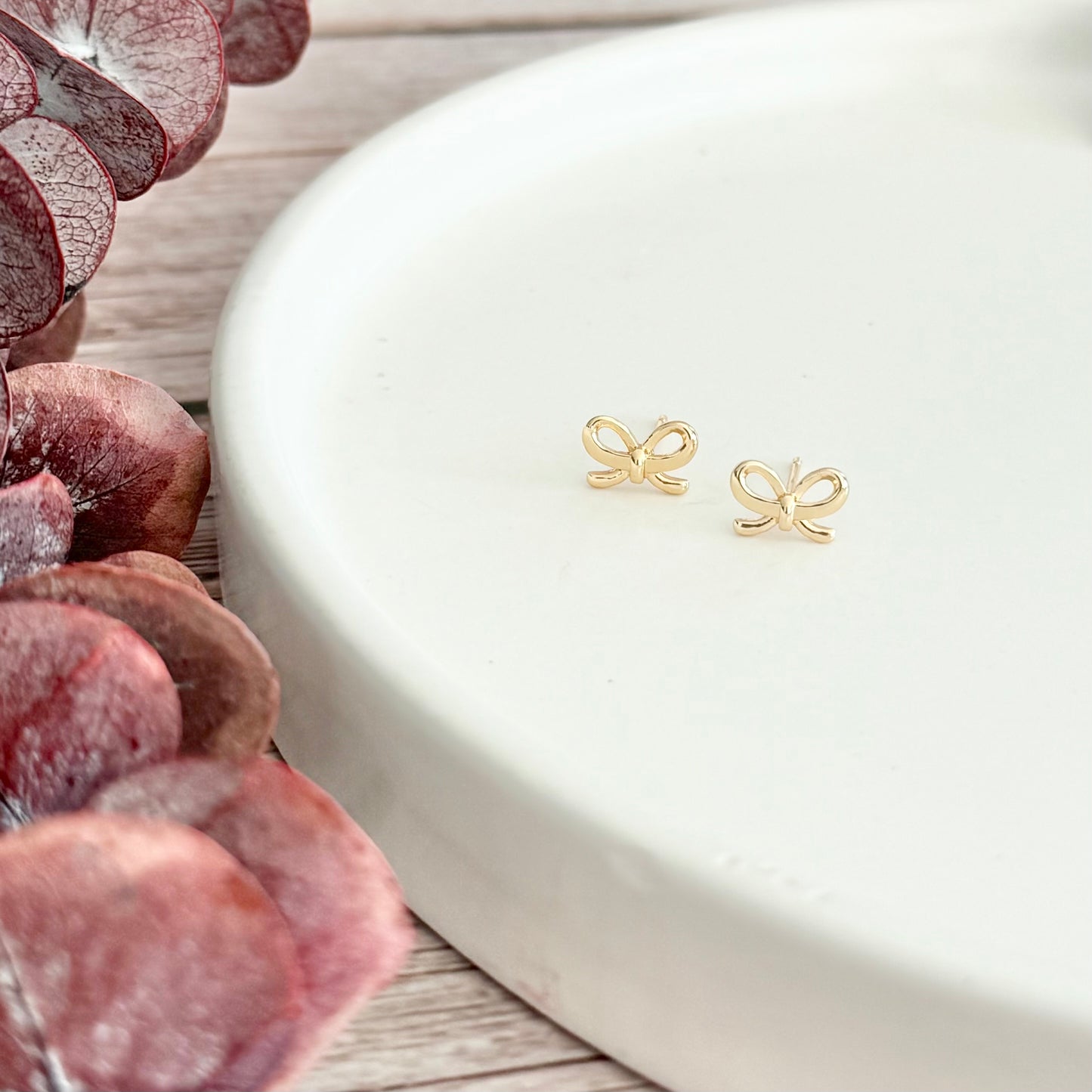 Bow Stud Earrings | Gold
