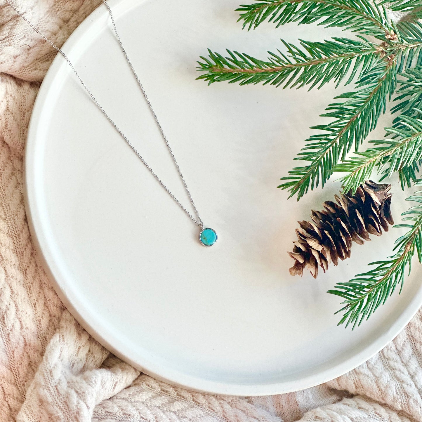 Turquoise Howlite Rhodium Necklace